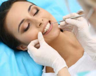 Dentista Clínica Universal la linea de la concepcion
